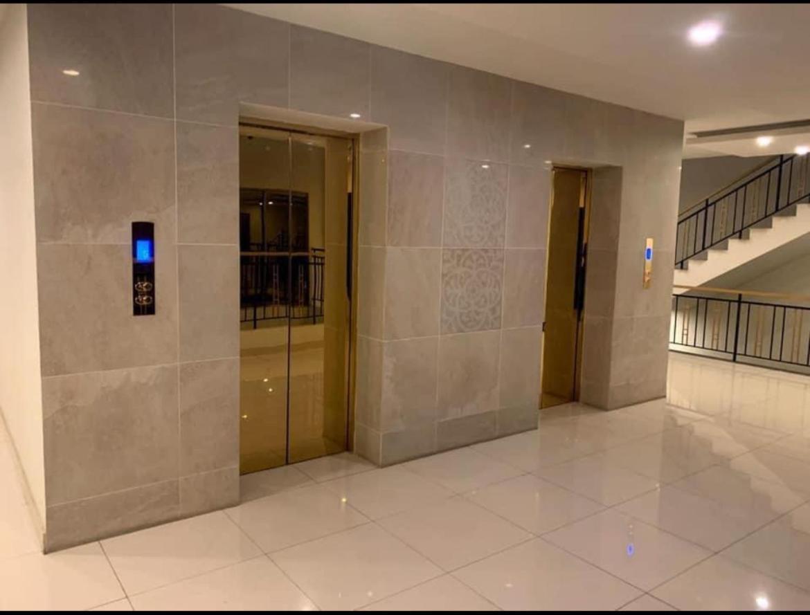 Serenity Corner 4 Bhk Islamabad Bagian luar foto