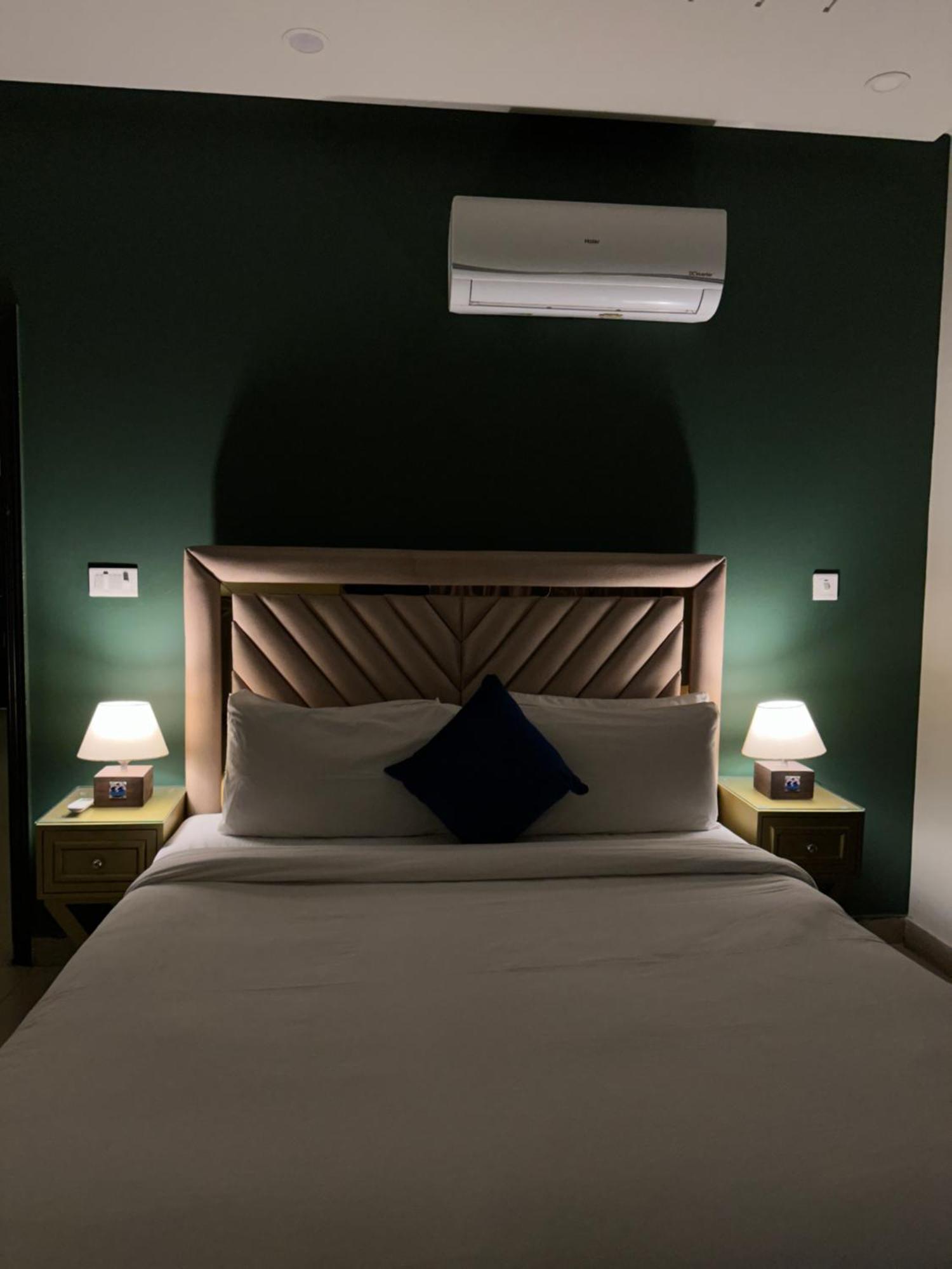 Serenity Corner 4 Bhk Islamabad Bagian luar foto