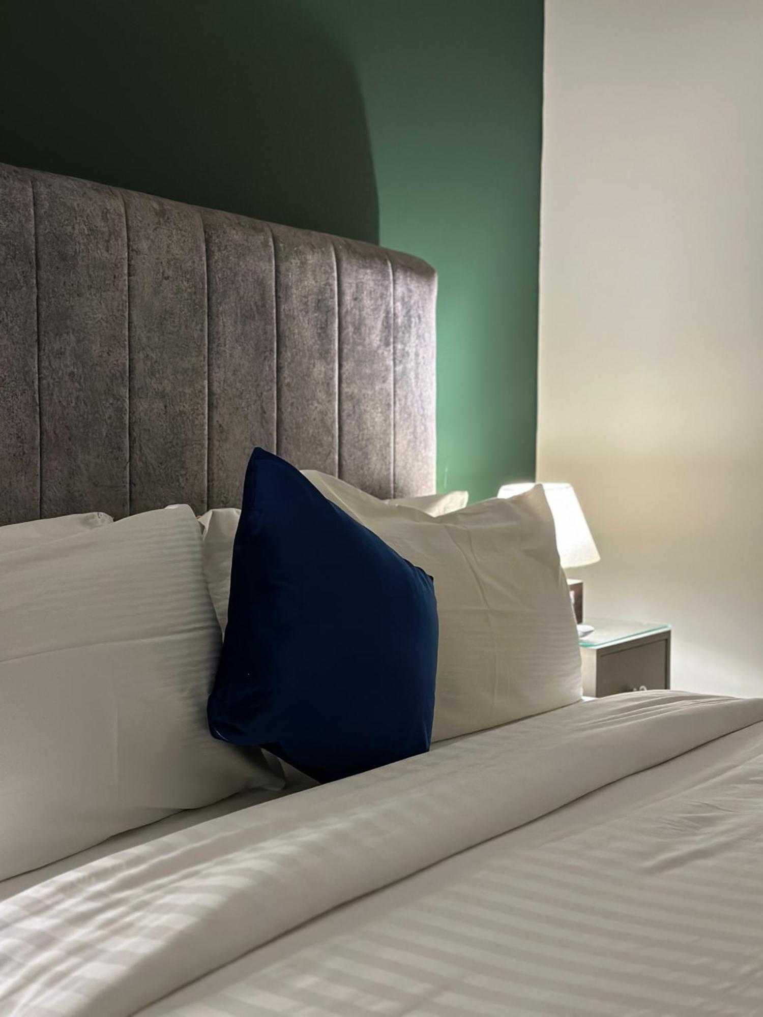 Serenity Corner 4 Bhk Islamabad Bagian luar foto